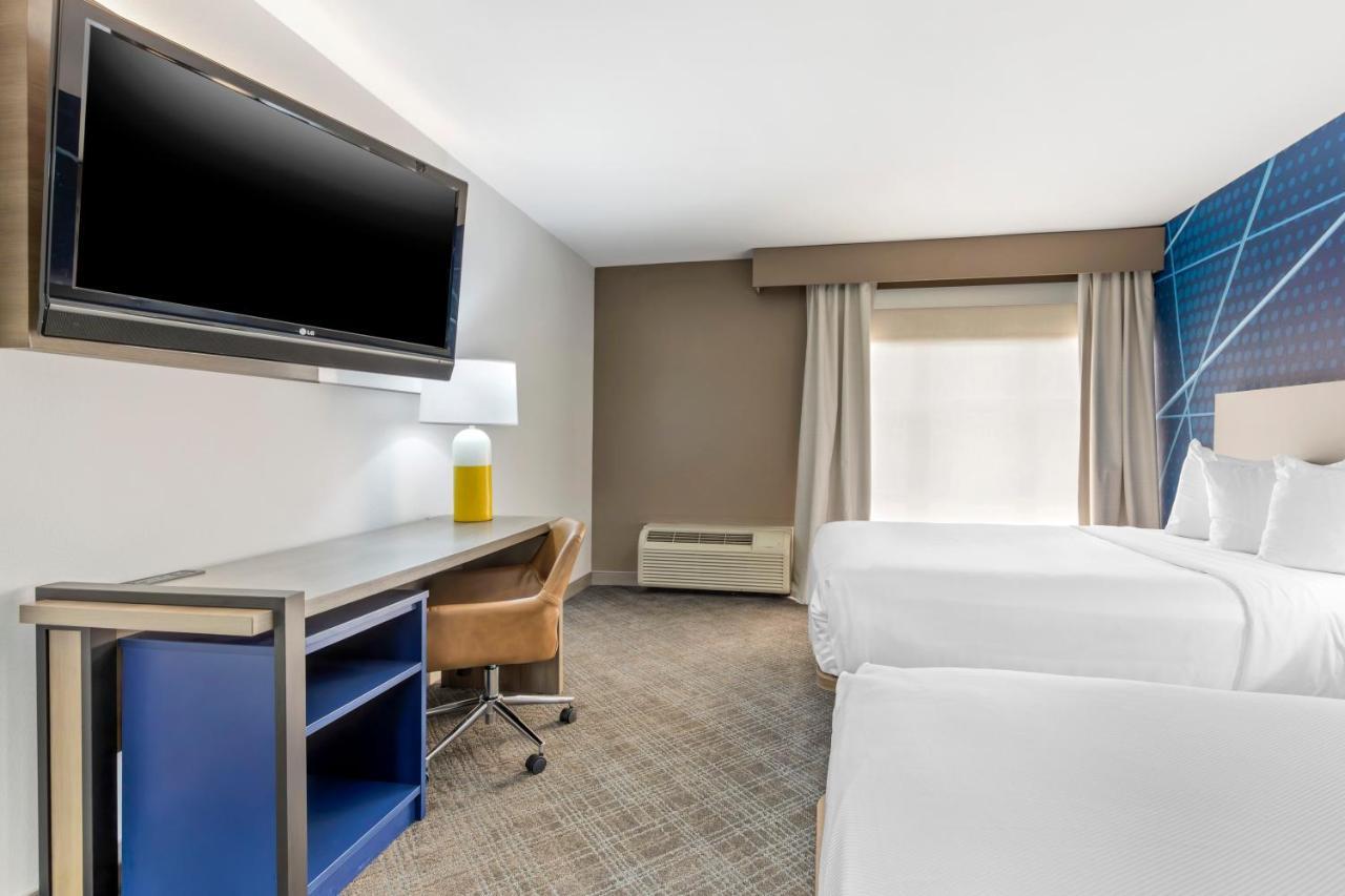 Comfort & Colinas Dfw Hotel Irving
