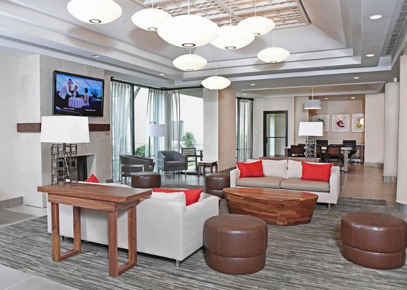 Comfort & Colinas Dfw