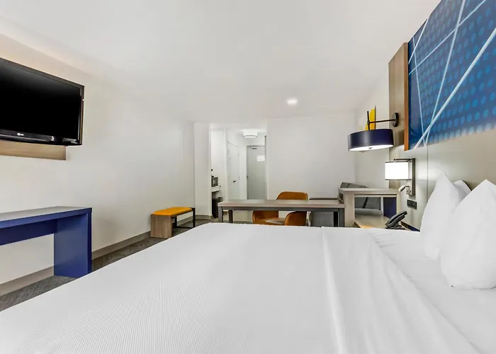 Comfort Inn & Suites Irving Las Colinas Dfw