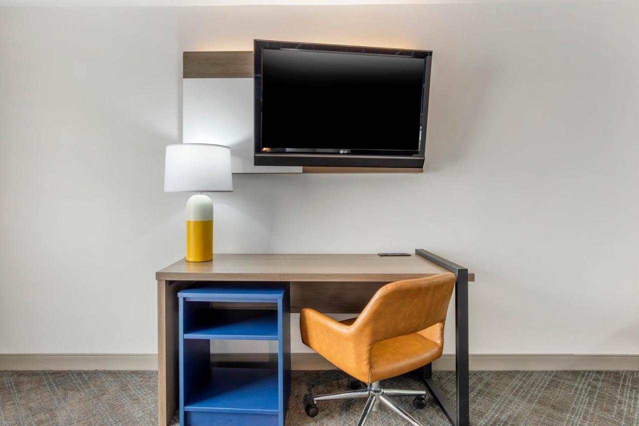 Hotel Comfort & Colinas Dfw