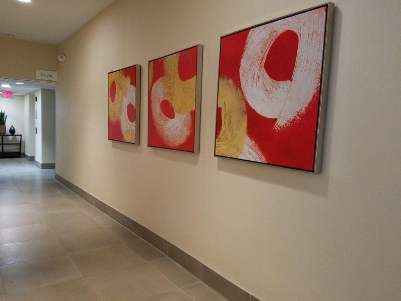 Hotel Comfort & Colinas Dfw 3*